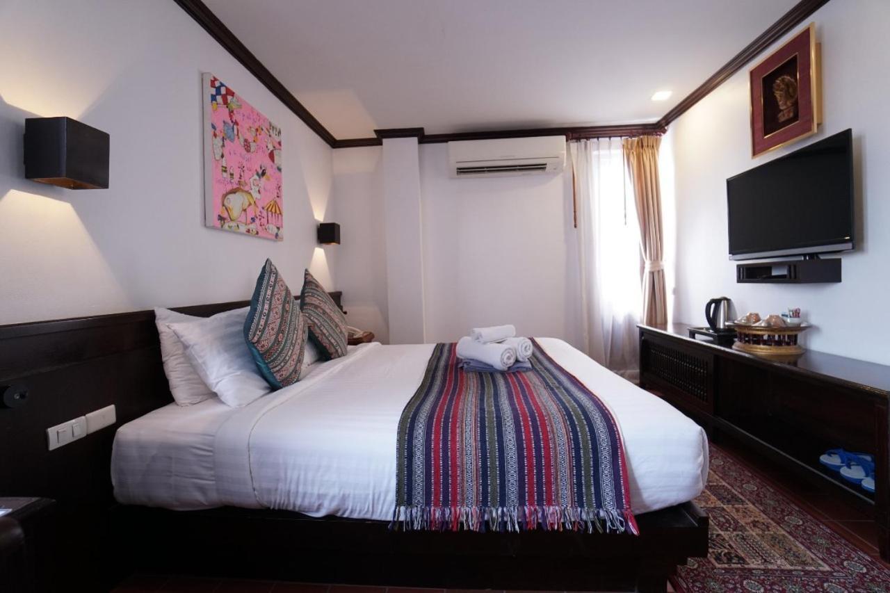 Hotel Baan Huenphen Chiang Mai Zimmer foto