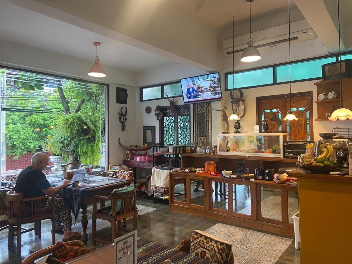 Hotel Baan Huenphen Chiang Mai Exterior foto