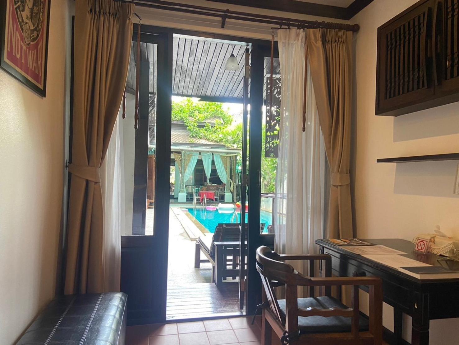 Hotel Baan Huenphen Chiang Mai Zimmer foto