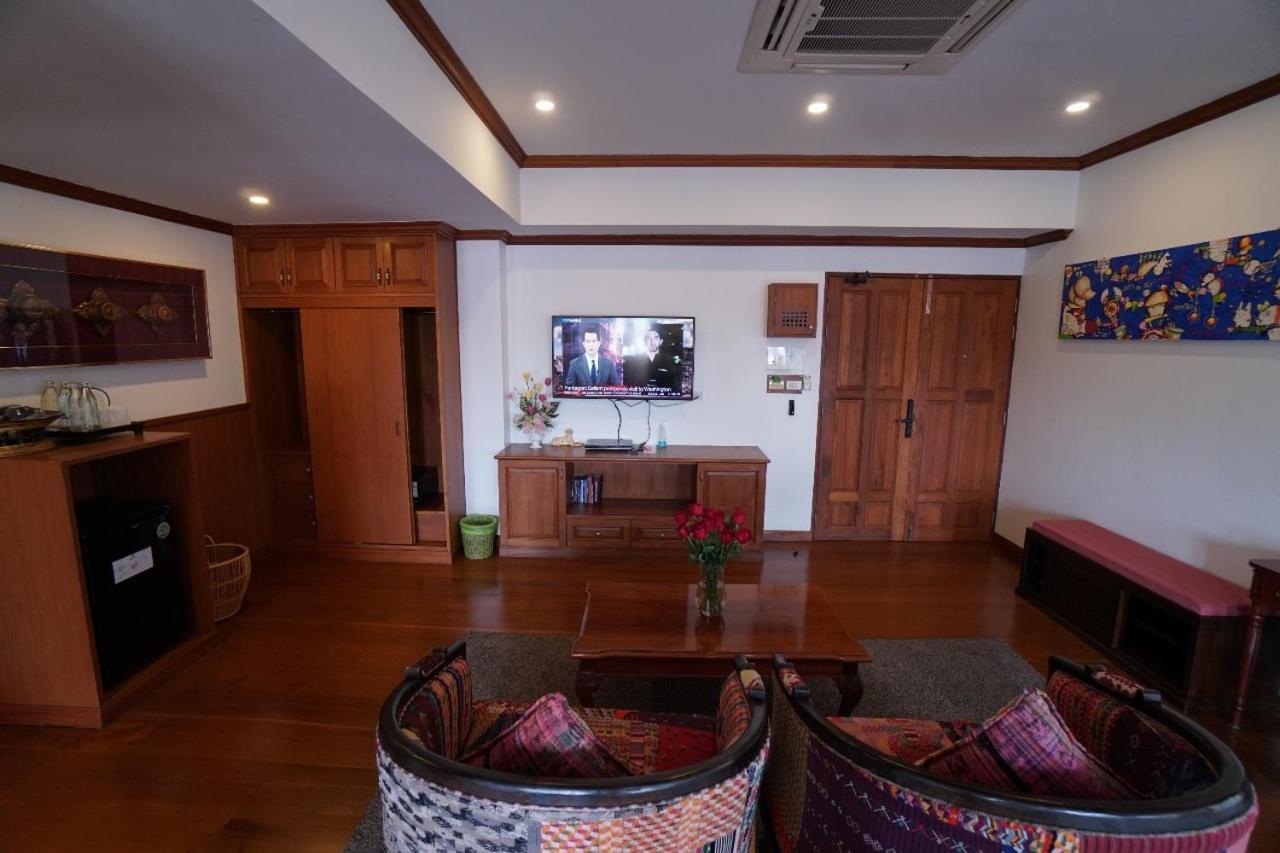 Hotel Baan Huenphen Chiang Mai Zimmer foto